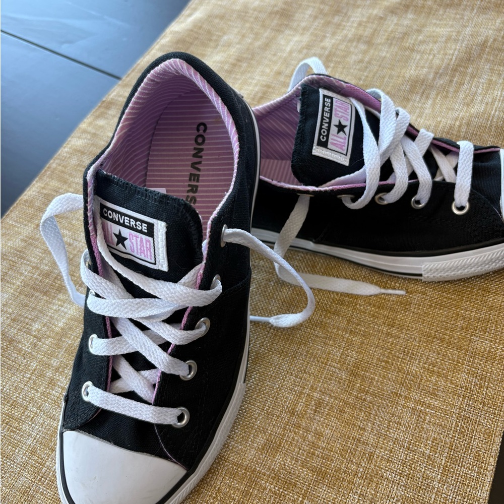 Converse kids Black and Pink Sneakers